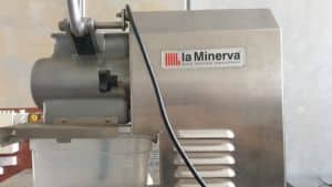 La Minerva - Chocolate - Cheese Grater