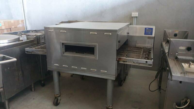 Middleby Marshall PS636G WOW Series Gas Conveyor Pizza Oven