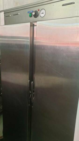Bakery Proofer Hot Cabinet Double Door on Wheels Bakery Proofer Hot Cabinet Double Door on Wheels