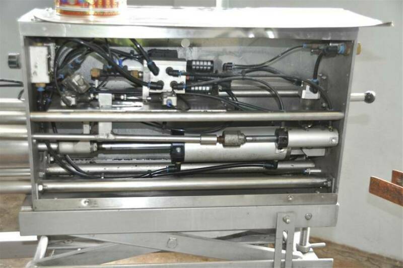 Turbo Systems Depositor Filler - Pneumatic -2 Turbo System Depositor Filler - Pneumatic internal workings