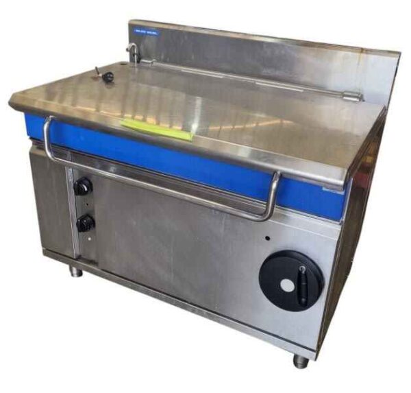 Blue Seal Evolution Series E580-12 - 1200mm Electric Tilting Bratt Pan -img1(1) Blue Seal Evolution Series E580-12 - 1200mm Electric Tilting Bratt Pan -img1(1)