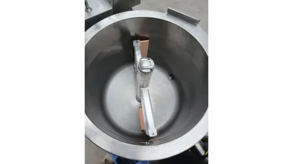 joni-steam-jacketed-tilting-kettle-with-agitator-150l-intside-kettle-bowl joni-steam-jacketed-tilting-kettle-with-agitator-150l-intside-kettle-bowl